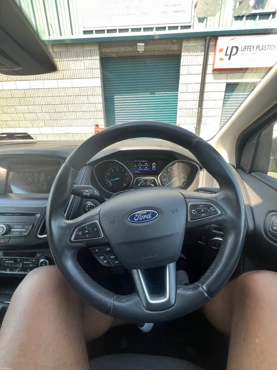 Ford Focus 2017 1.0 petrol manual 125bhp - Image 4