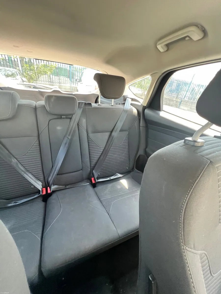 Ford Focus 2017 1.0 petrol manual 125bhp - Image 3