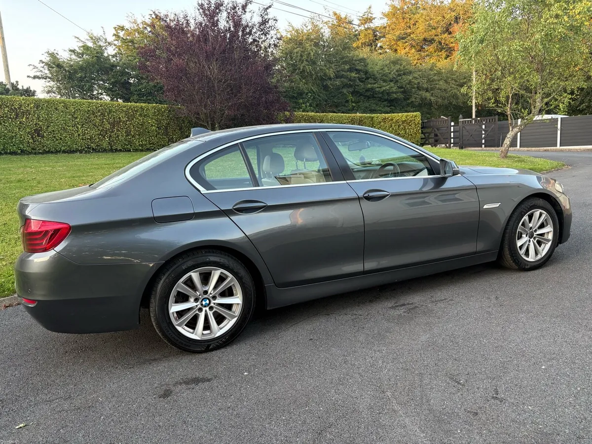 BMW 520D AUTOMATIC SE BUSINESS 2015 IMMACULATE - Image 2