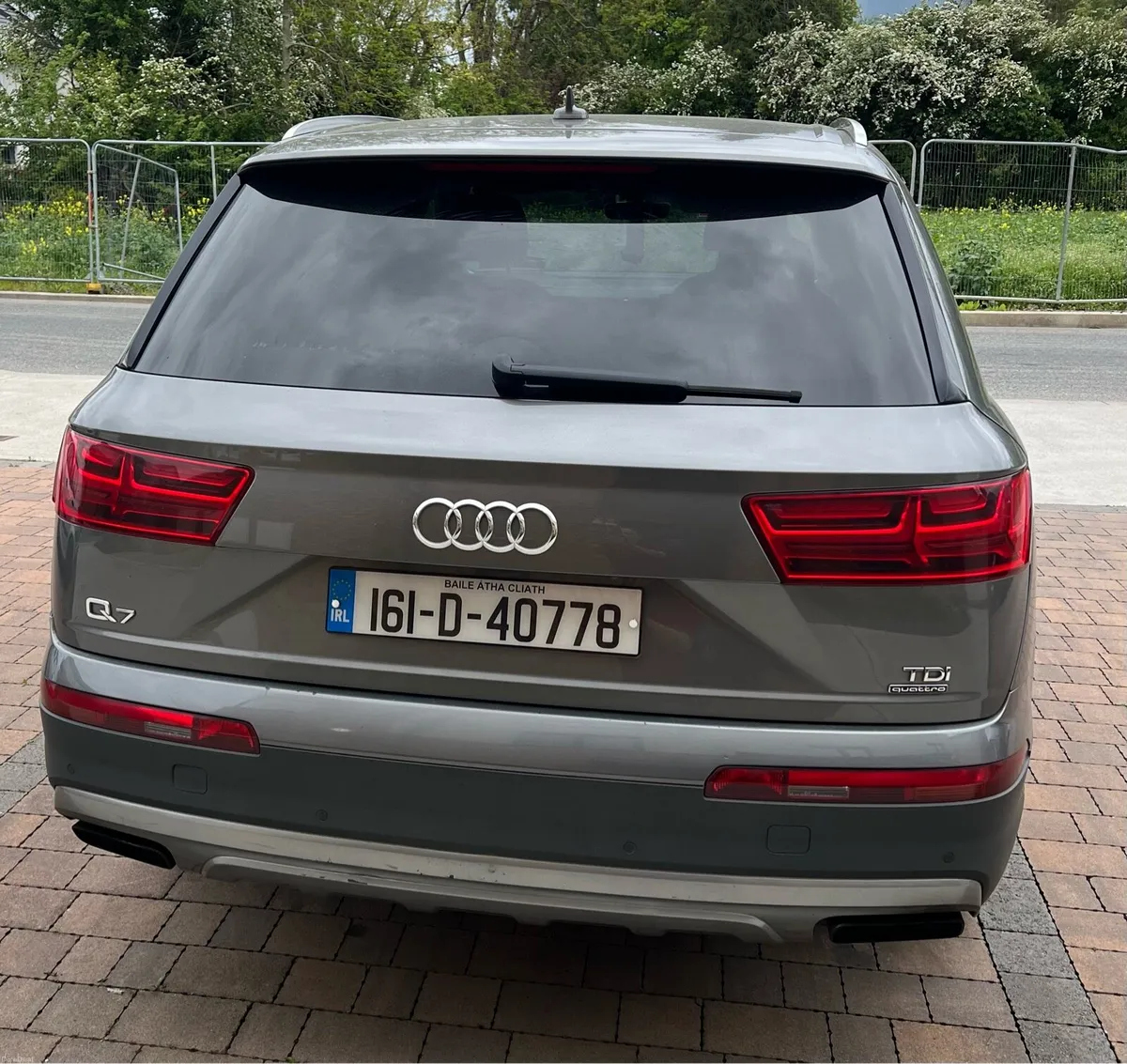 Audi Q7 - Image 2