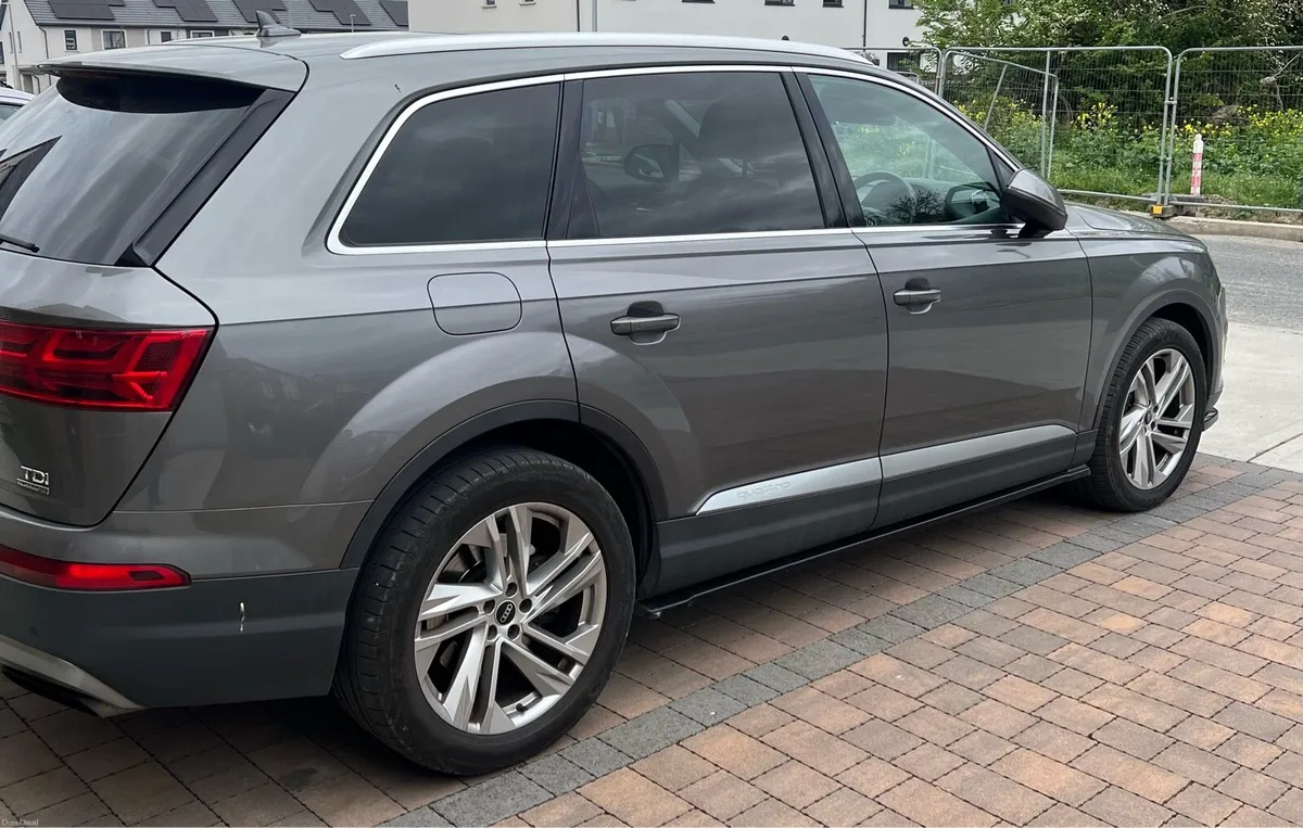 Audi Q7 - Image 3