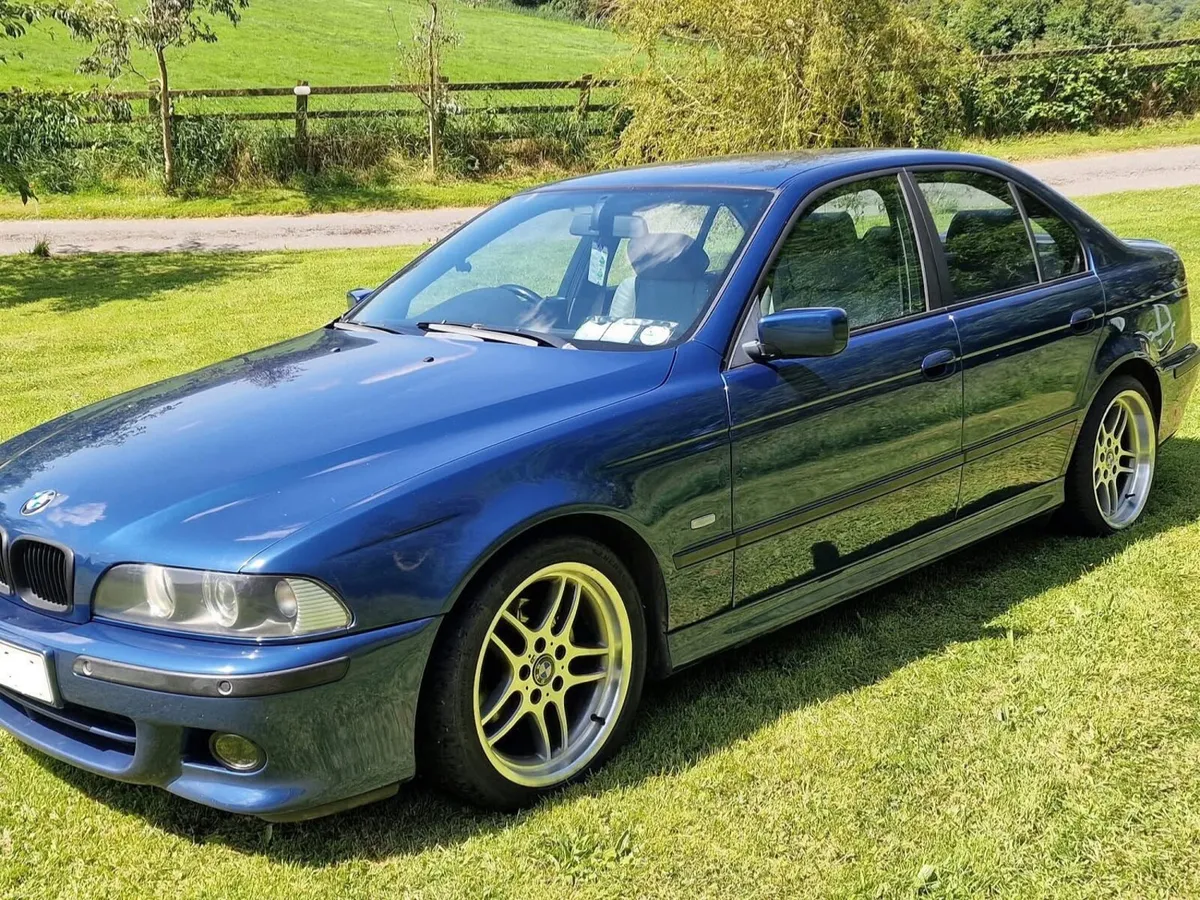 BMW 5-Series 2002 - Image 3