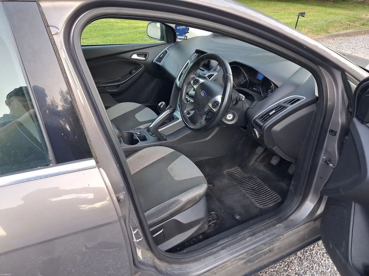 Ford Focus 2012 - Image 3