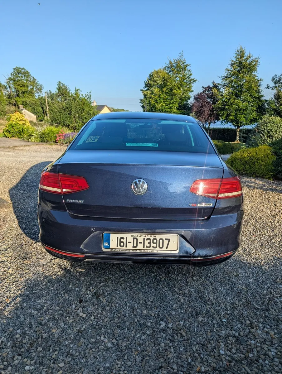 Volkswagen Passat 2016 - Image 3