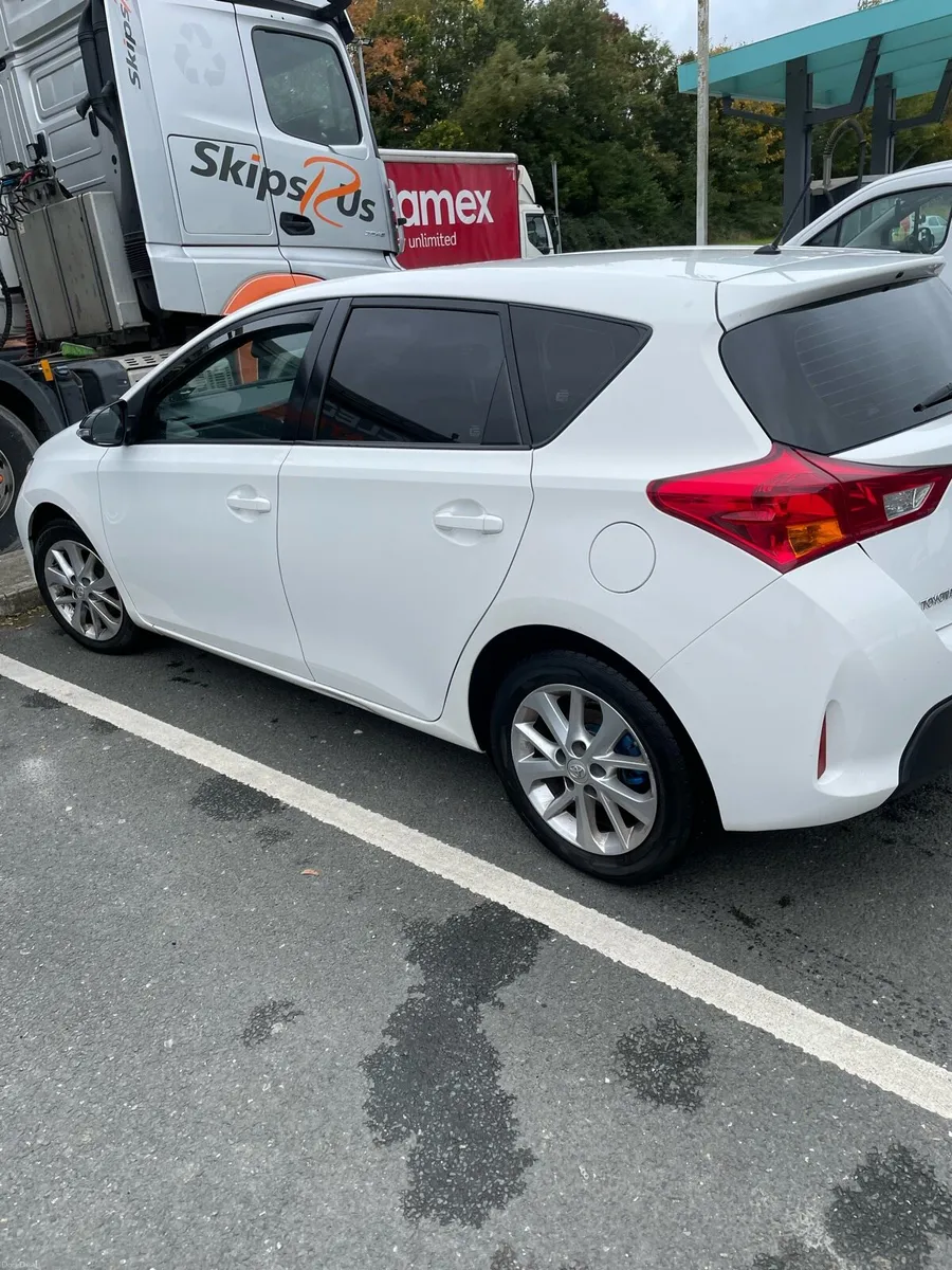 Toyota Auris NCT 09/27 - Image 4