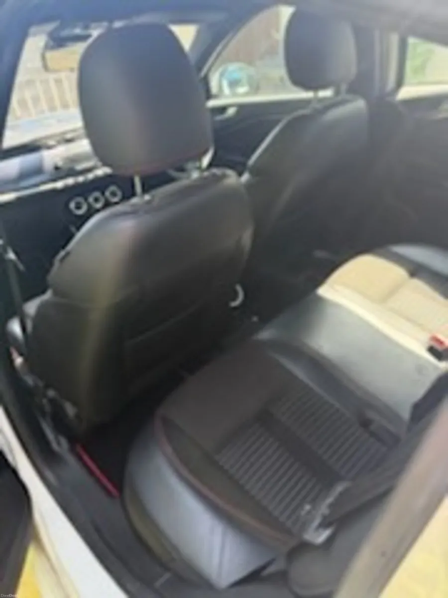 Alfa Romeo Giulietta 2011 - Image 6