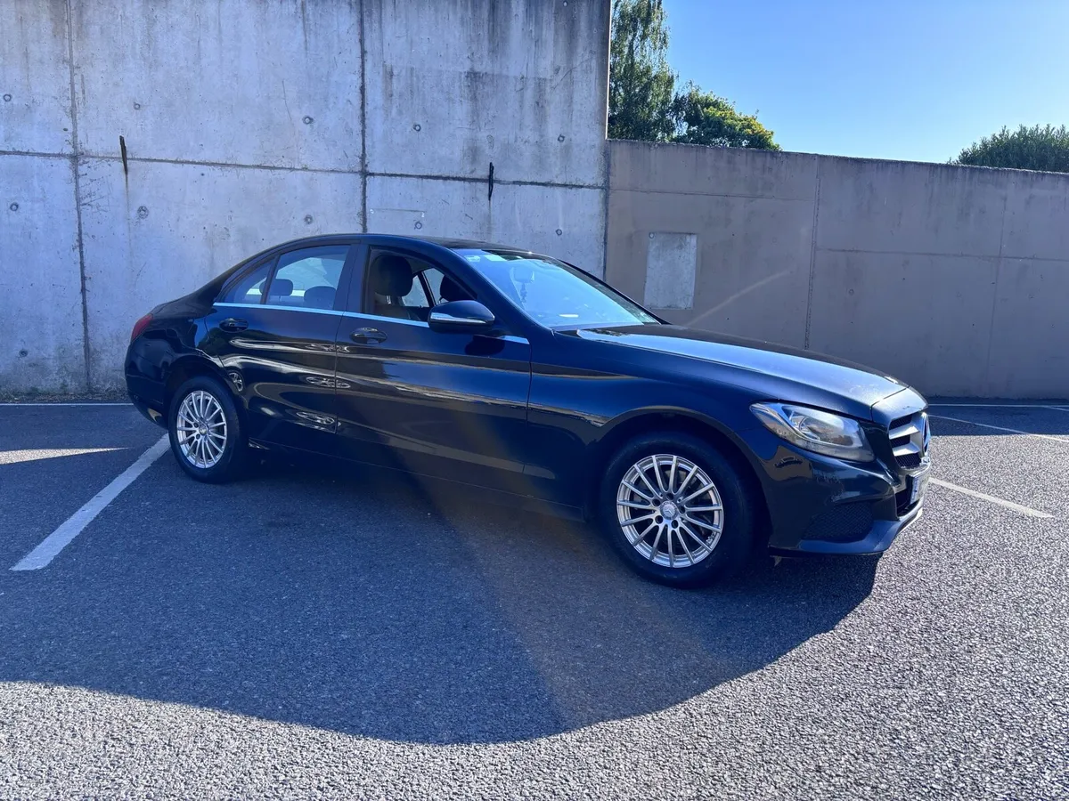 Mercedes c220 - Image 2