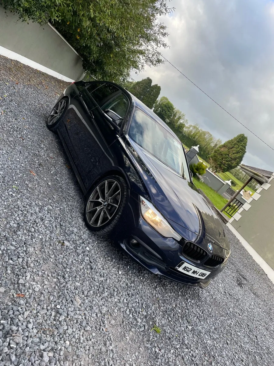 F30 320d - Image 1