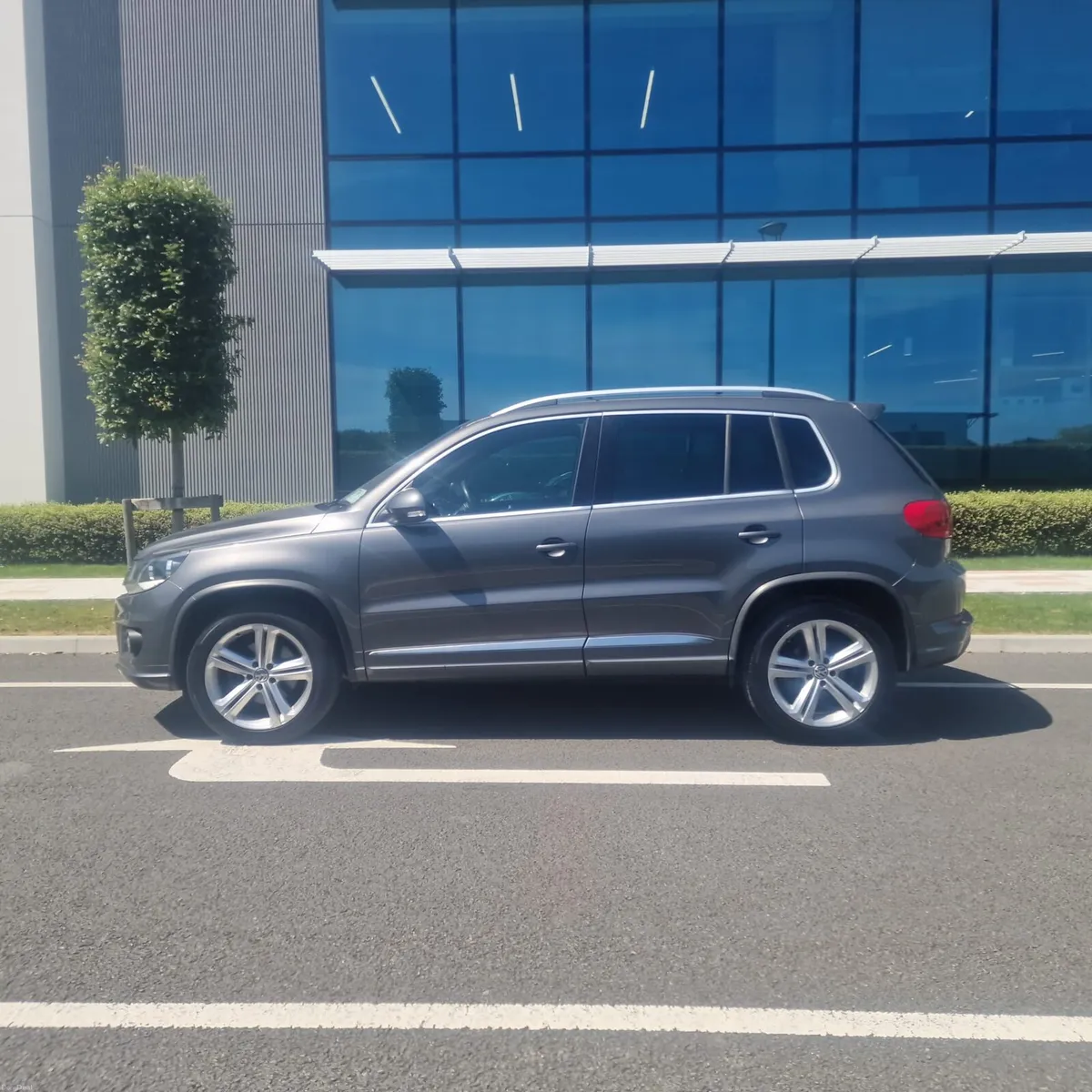 2013 VW TIGUAN R LINE - Image 3