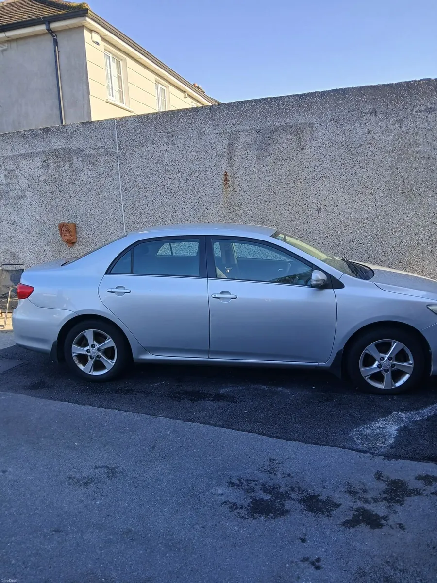 Toyota Corolla 2013 - Image 1