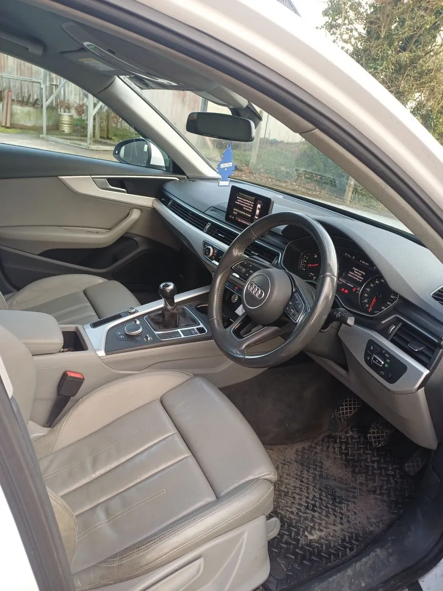 Audi A4 2017 - Image 4