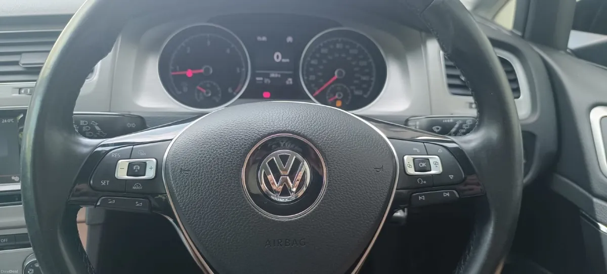 Volkswagen Golf 2014 - Image 3