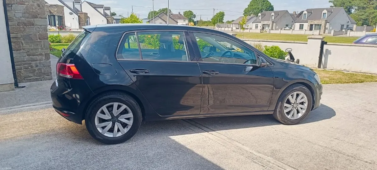 Volkswagen Golf 2014 - Image 1