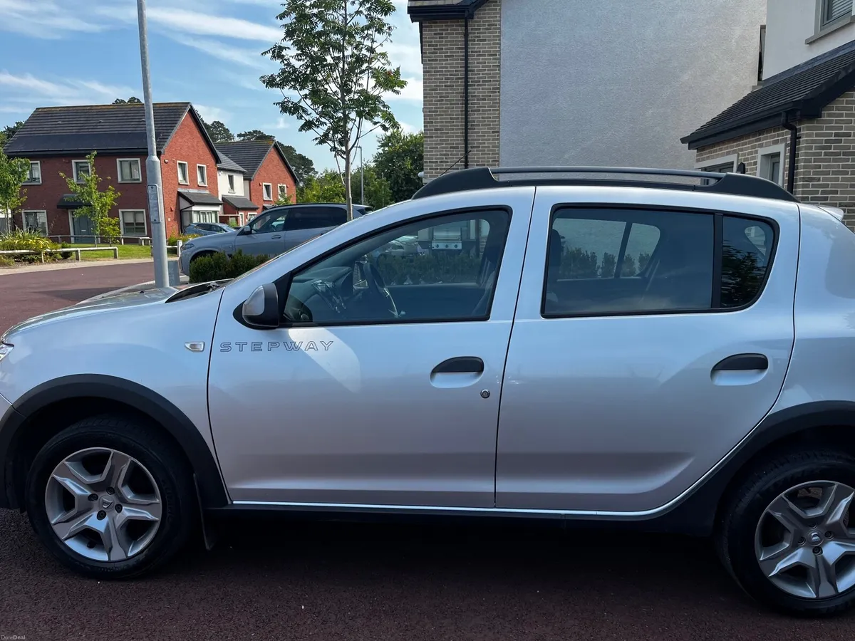 Dacia Sandero Stepway 2018 - Image 2