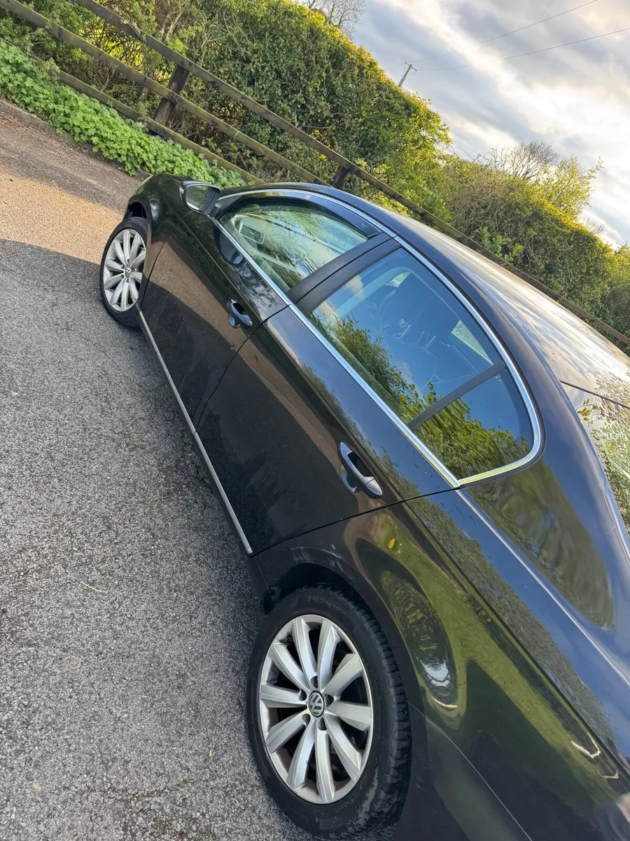 Volkswagen Passat 2013 - Image 3
