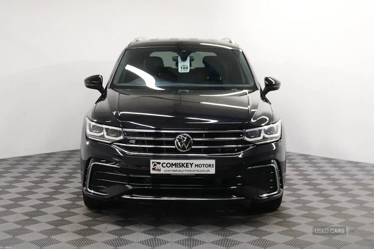 Volkswagen Tiguan Allspace TDI R-Line - Image 2