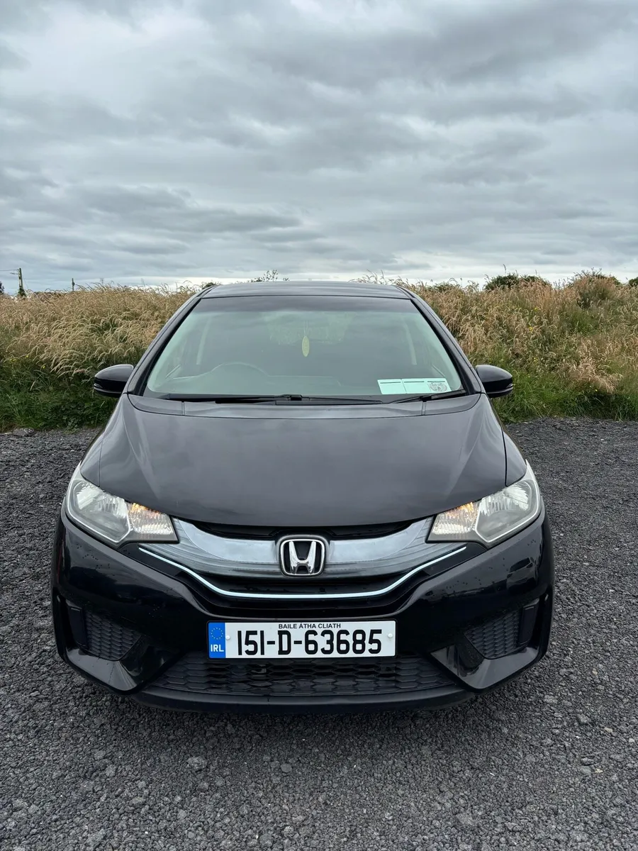 Honda Fit Hybrid Automatic - Image 2