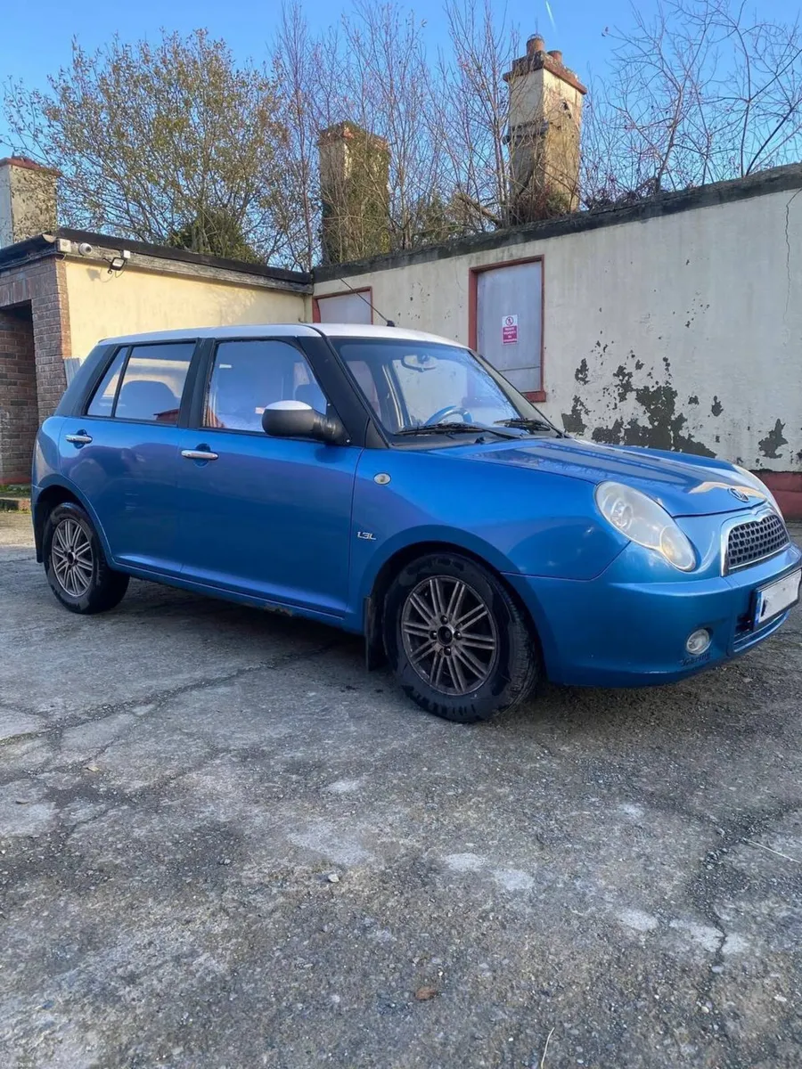 Car - Image 4