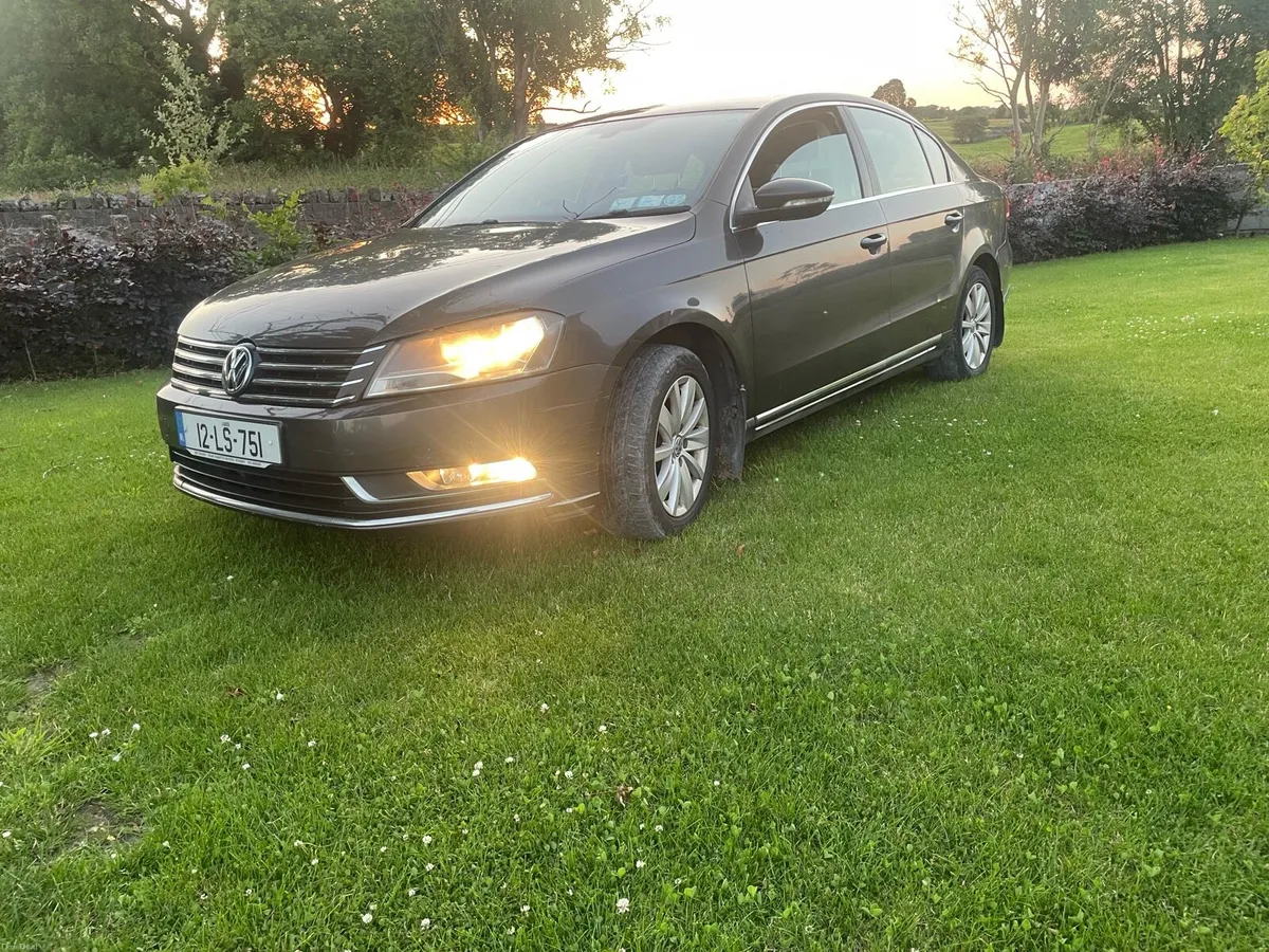 Passat.  (low mileage ) - Image 1