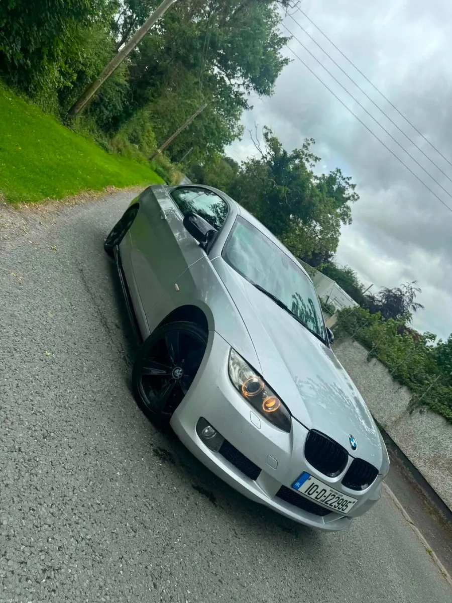 BMW 3-Series 2010 - Image 1