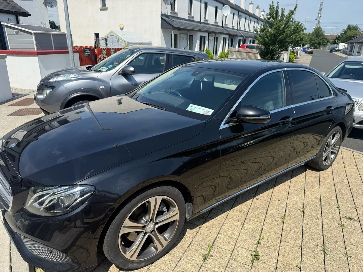Mercedes Benz Eclass - Image 2