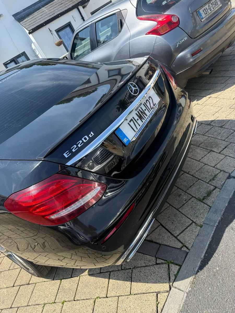 Mercedes Benz Eclass - Image 6