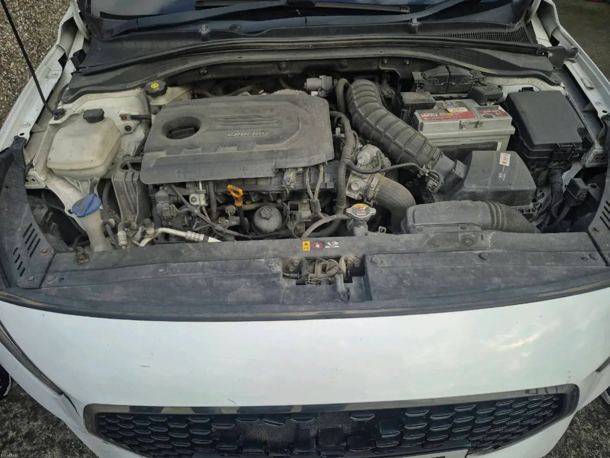 Car - Image 3