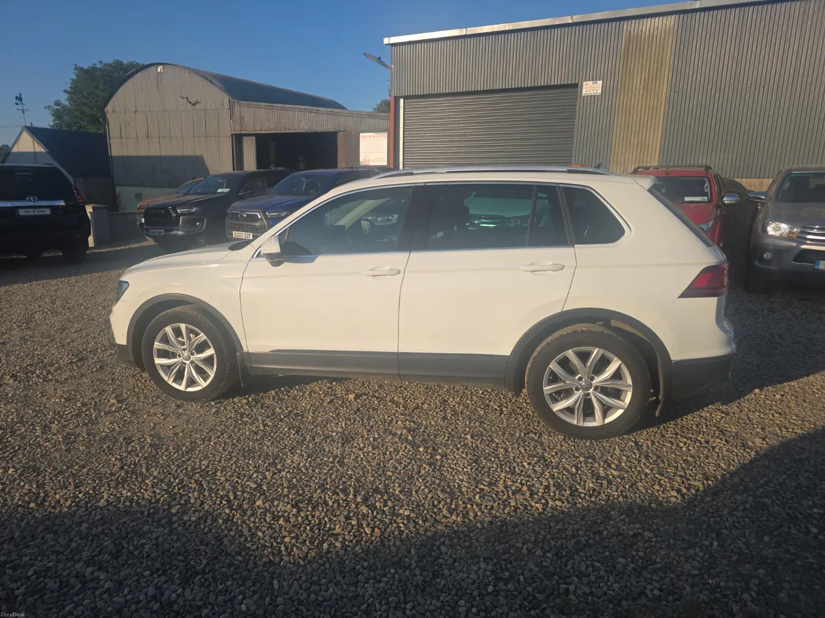 Volkswagen Tiguan 2.0 TDi Highline - Image 5