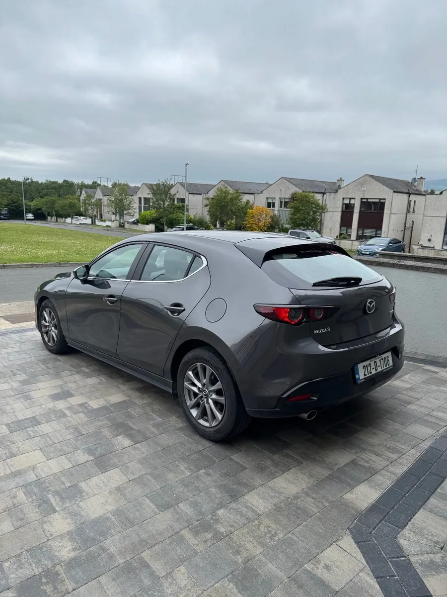 Mazda Mazda3 2021 2.0L Skyactiv G - Image 2