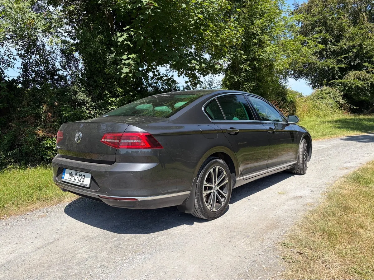 VW Passat DSG Cream Leather HIGHLINE €17500 - Image 5