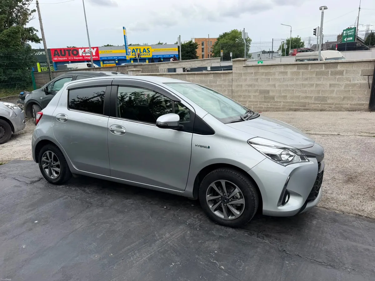 Toyota Vitz 2017 * LOW MILEAGE* - Image 4