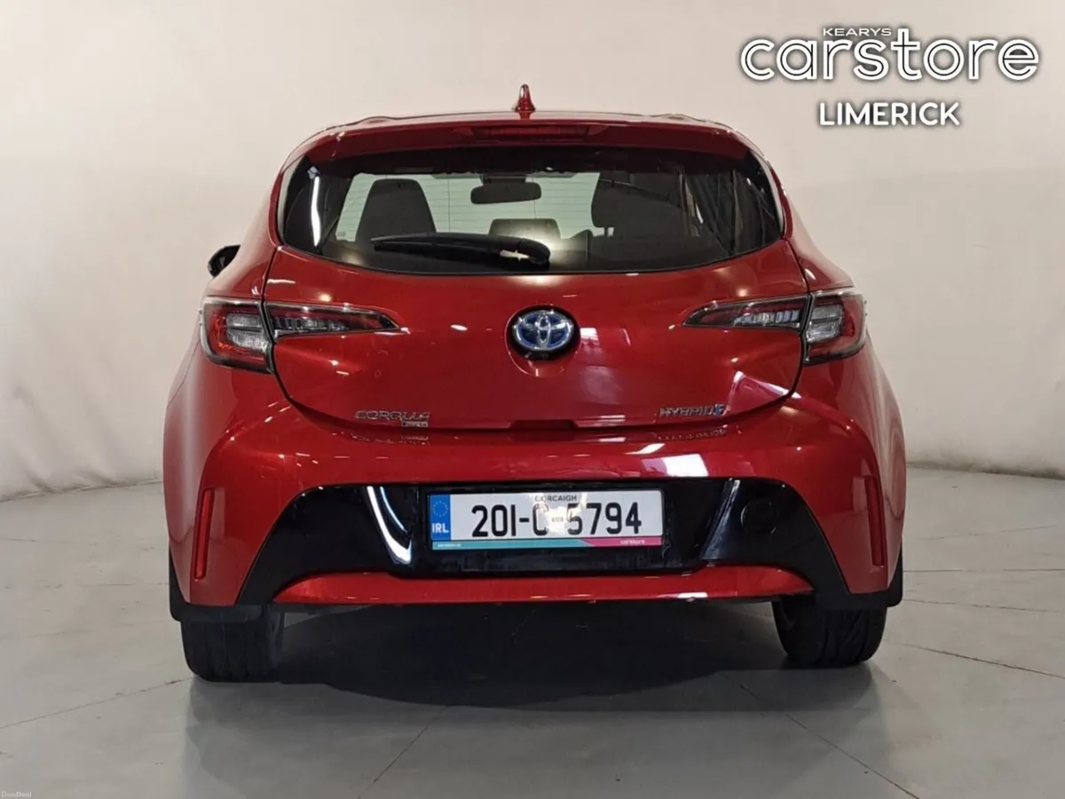 Toyota Corolla 1.8 Hybrid Luna Hatchback - Image 4