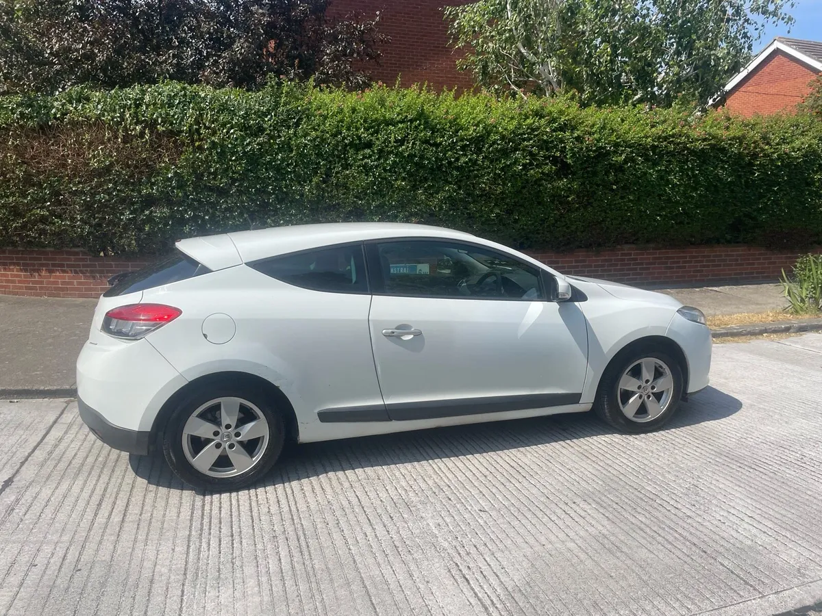 Renault Megane Coupe - Image 2