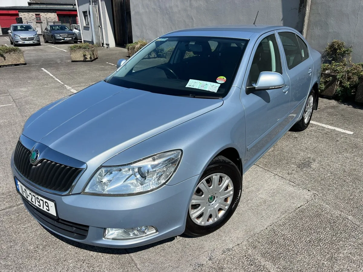 2011 Skoda Octavia 1.2 TSI  Immaculate - Image 3