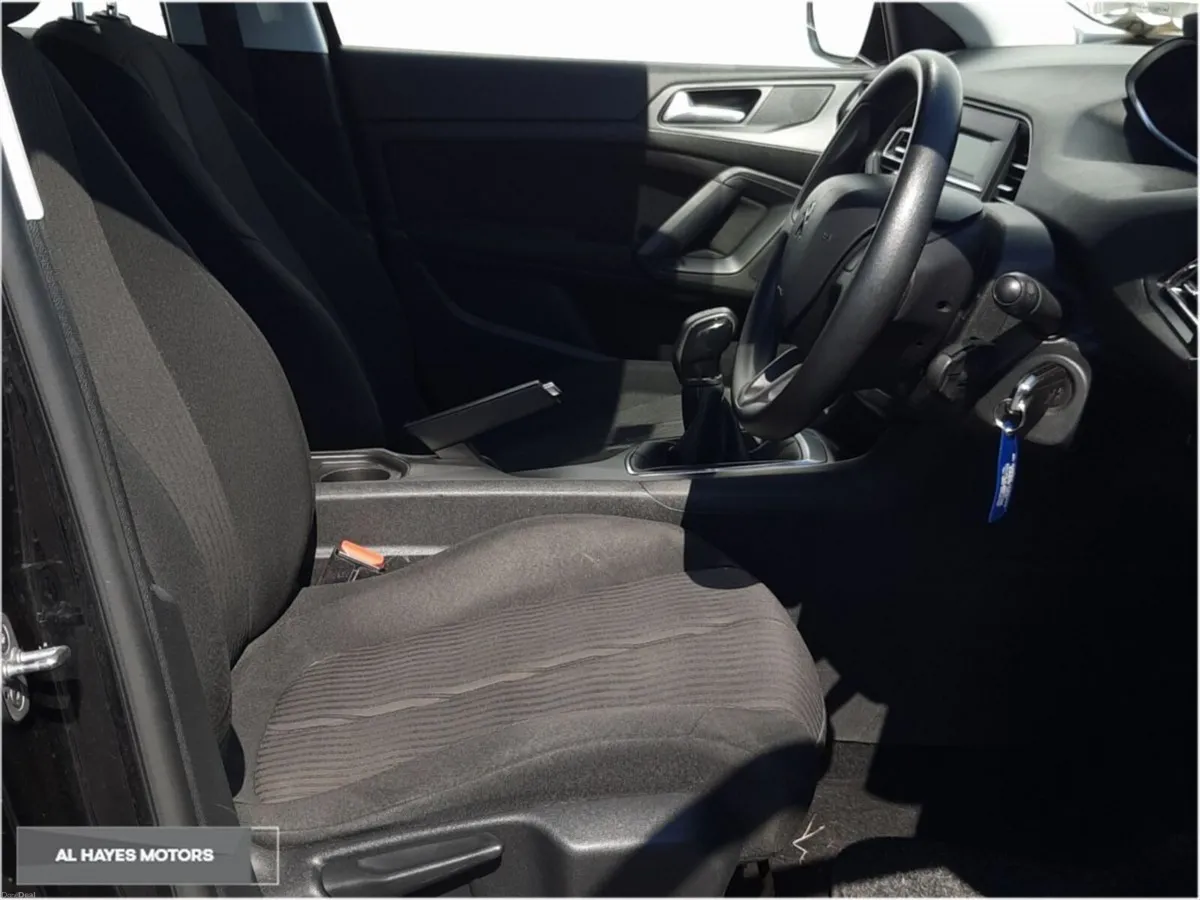 Peugeot 308 **GREAT VALUE**REVERSING SENSORS**1.2 - Image 4