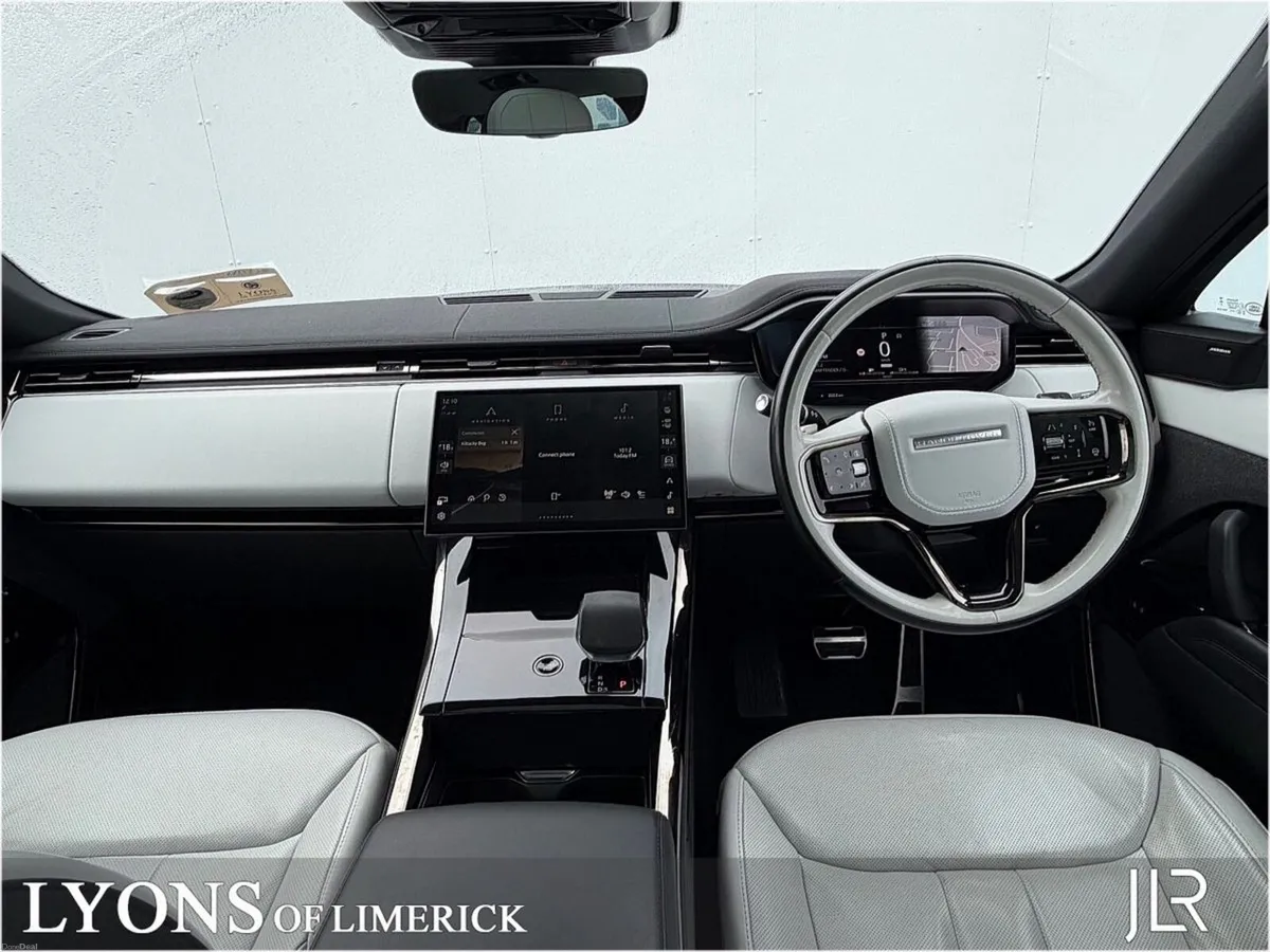 Land Rover Range Rover Sport Dynamic SE 3.0PHEV ** - Image 4