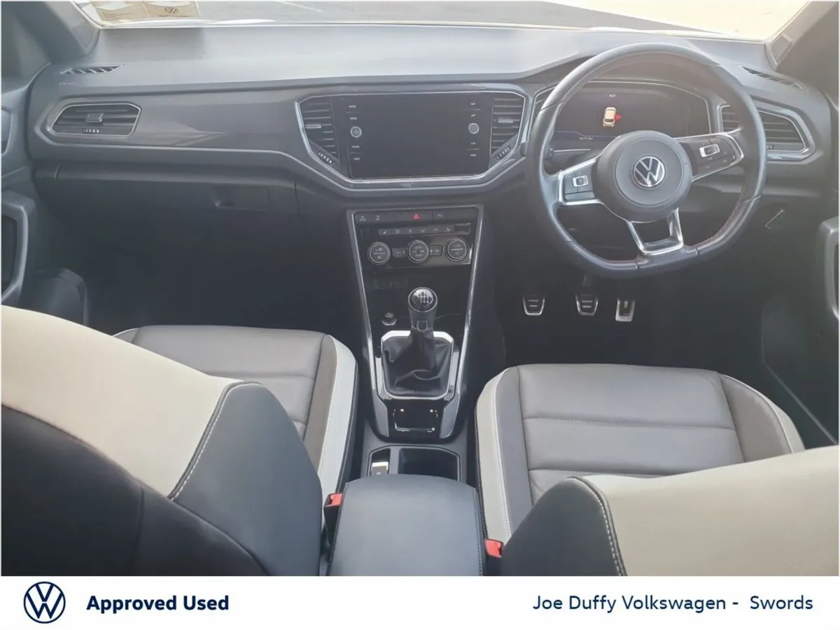 Volkswagen T-Roc 1.5 TSI 150bhp Sport - Image 2
