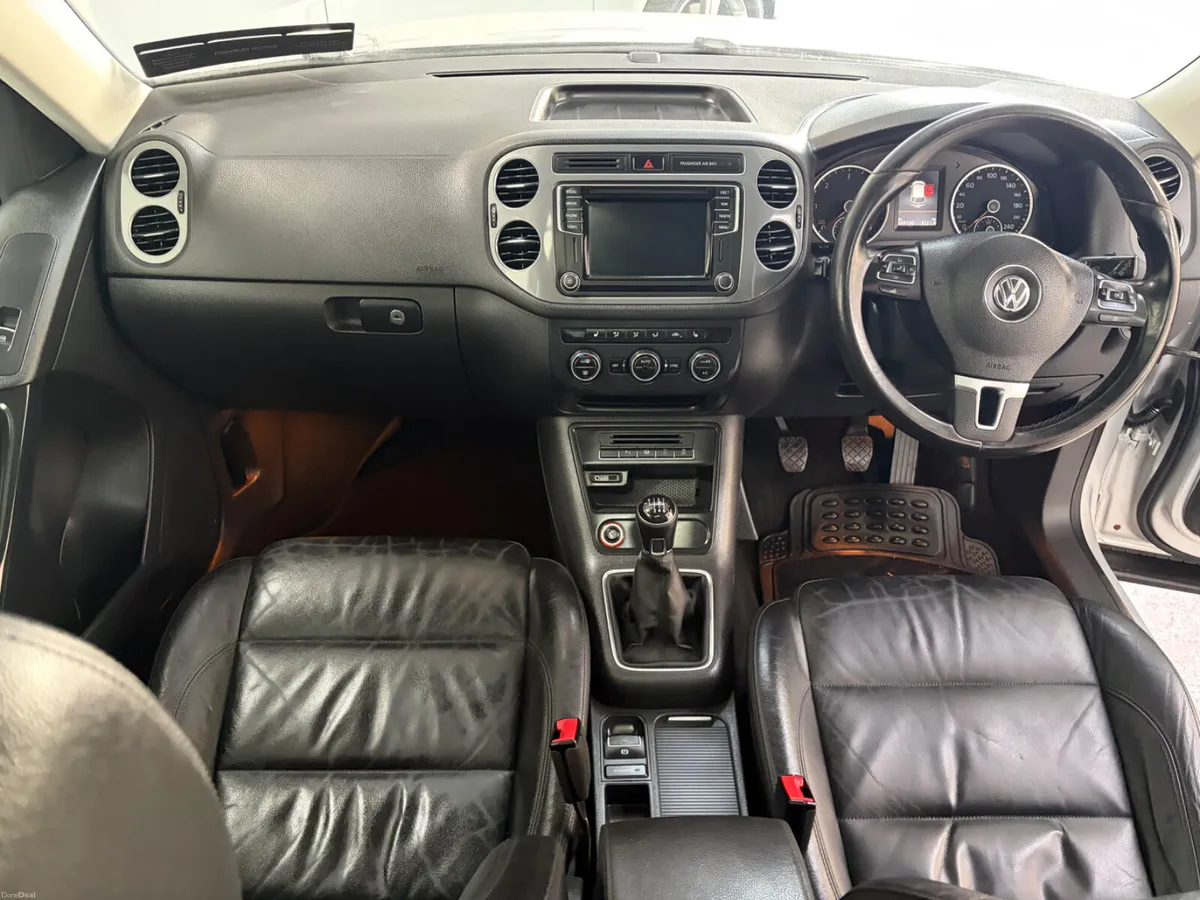 Volkswagen Tiguan 2015  2.0TDI SPORT & STYLE - Image 4