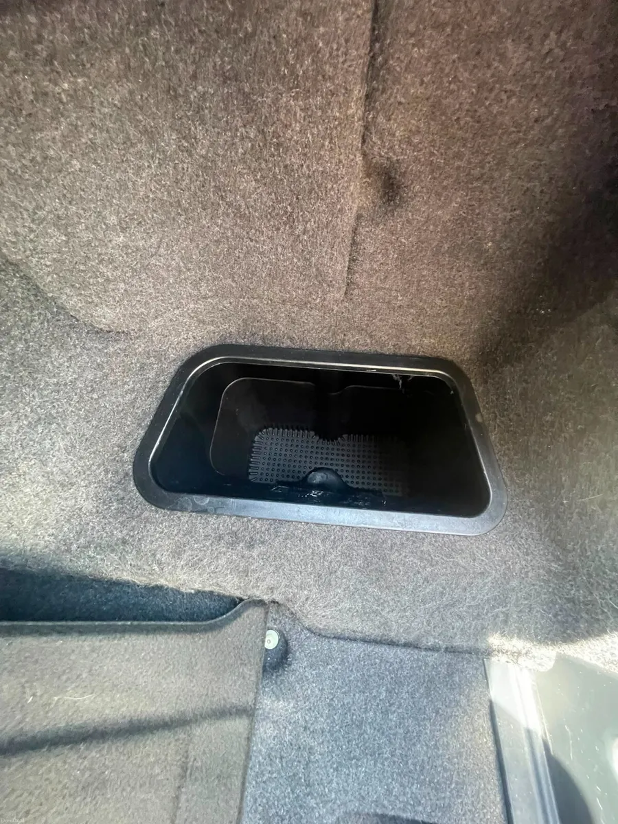 BMW 5-Series M Sport 520D Auto - Image 6