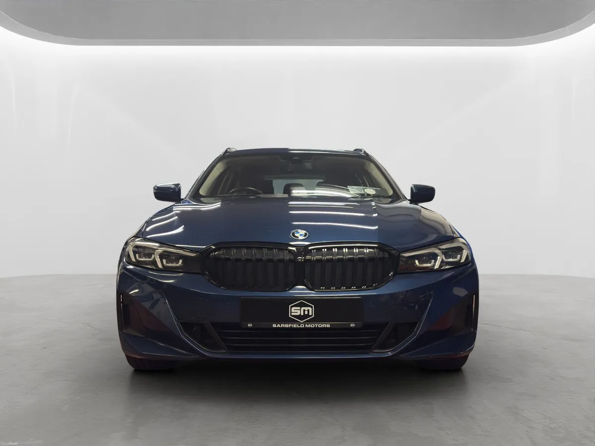 2024 BMW 330E TOURING - Image 1