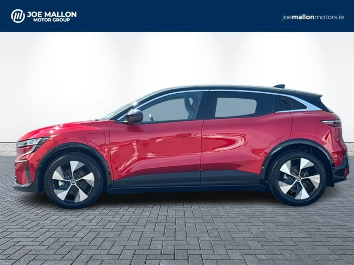 Renault Megane E-Tech Techno EV60 220hp - Image 4