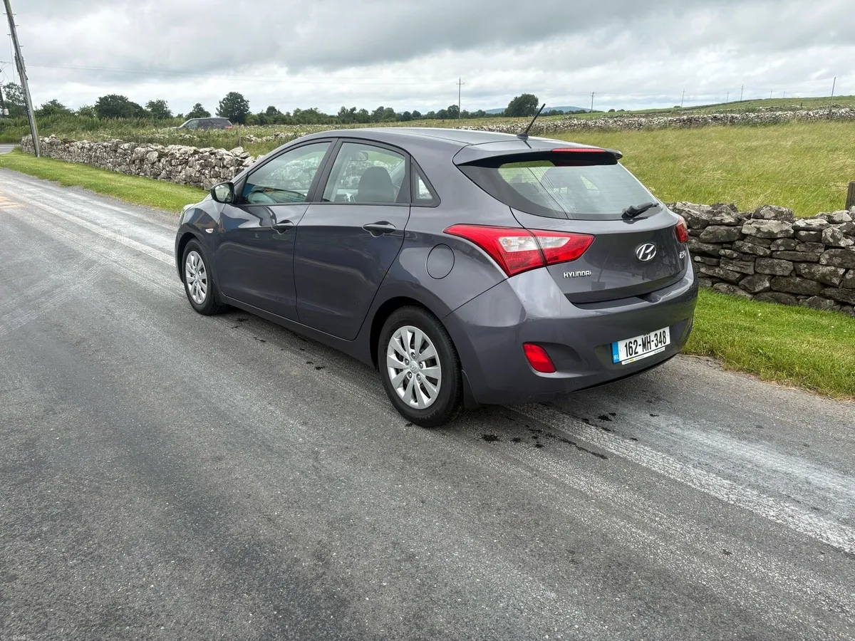 2016 Hyundai i30 - Image 5