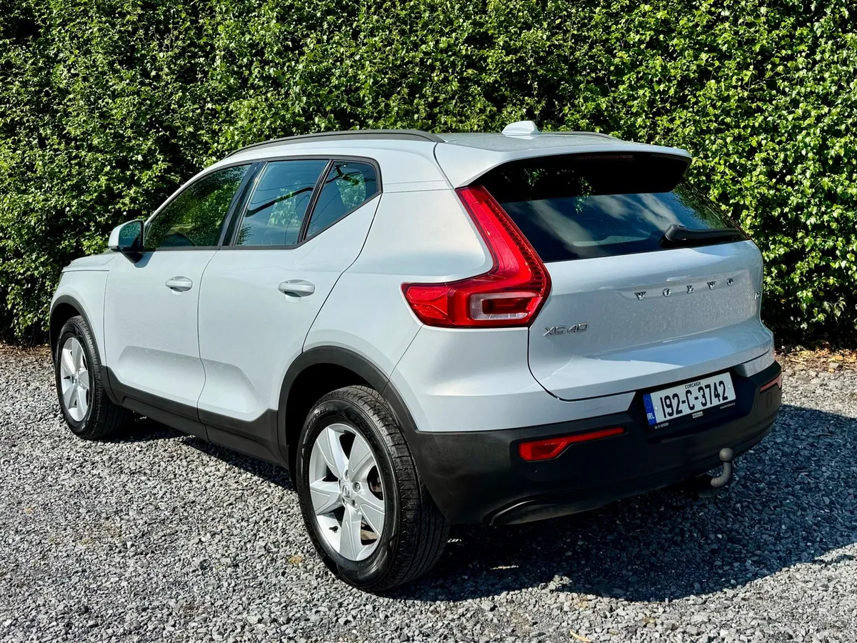 2019 Volvo XC40 2.0 D3 - Image 2