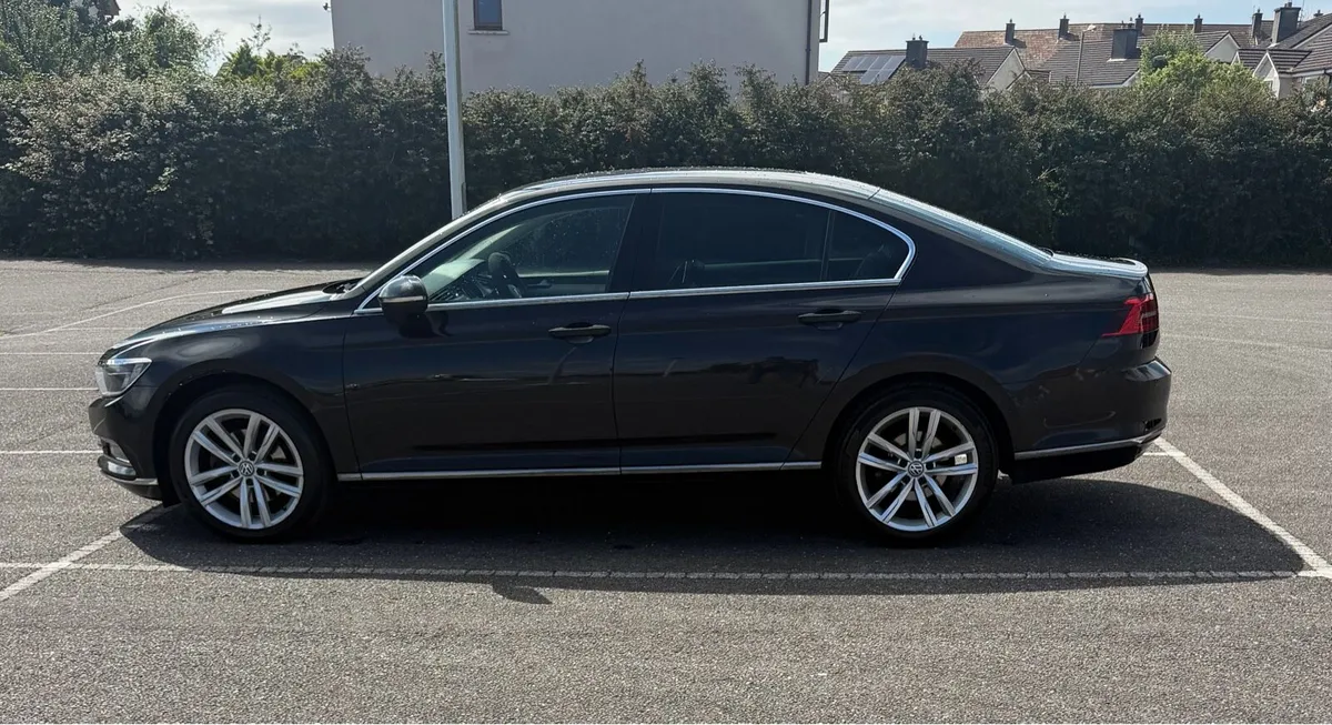 Volkswagen Passat 1.6 diesel - Image 2