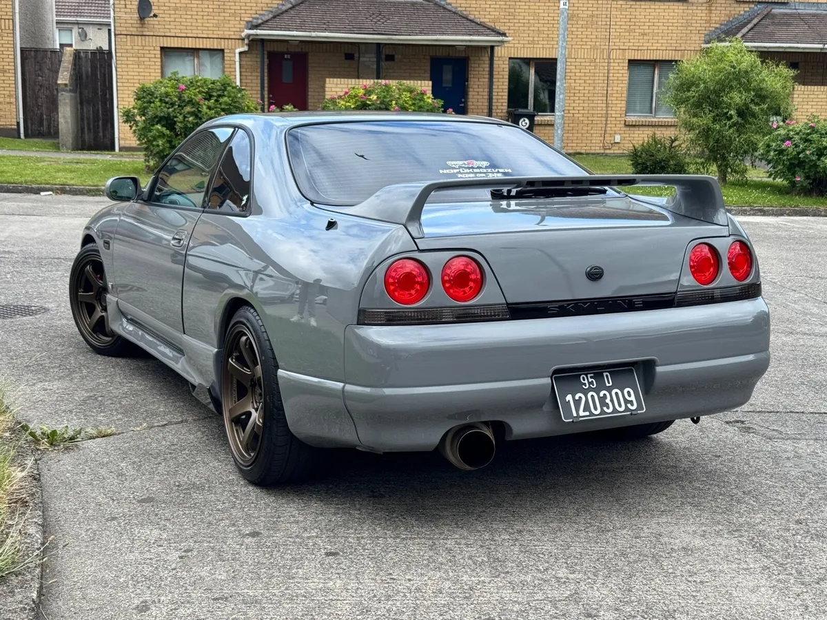 1995 Nissan Skyline R33 GTS-T RB25 - Image 3