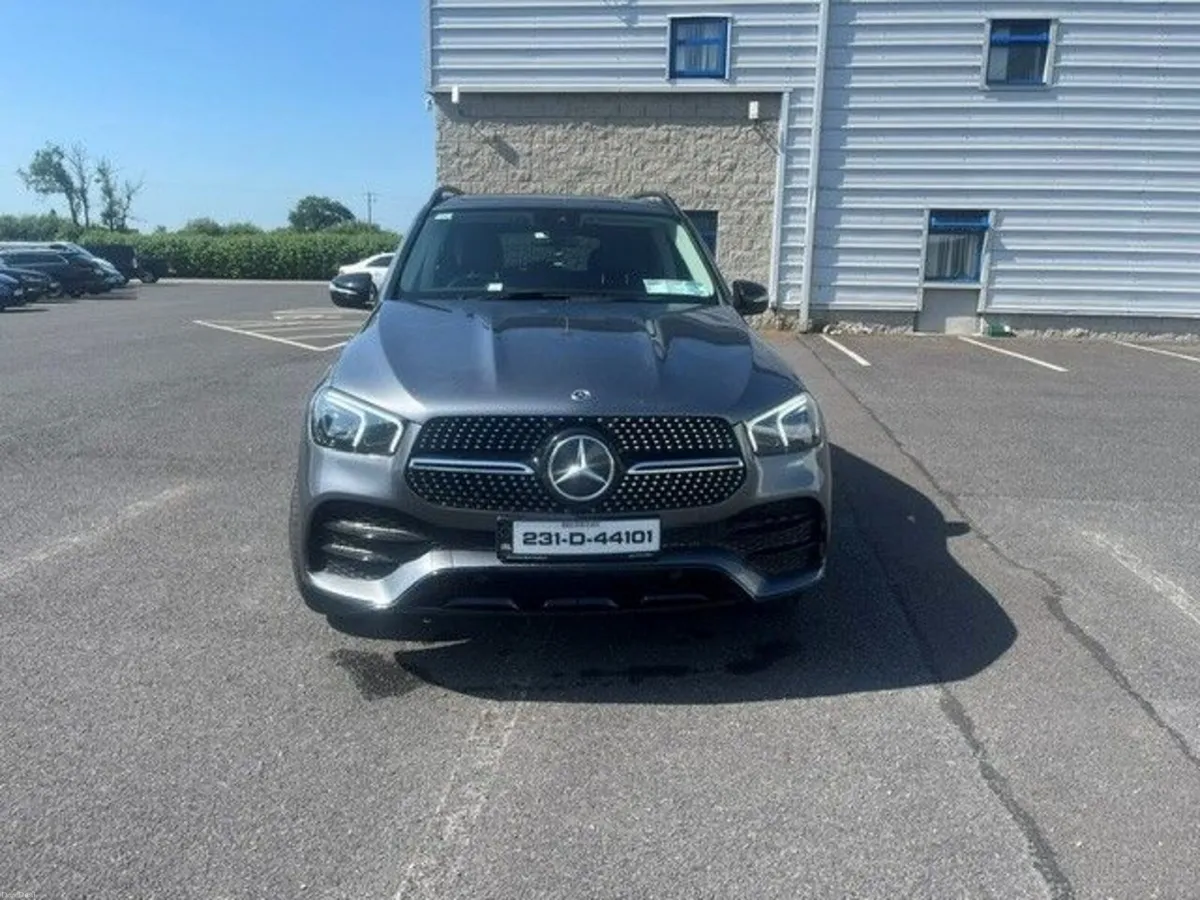 Mercedes-Benz GLE 2023 - Image 3