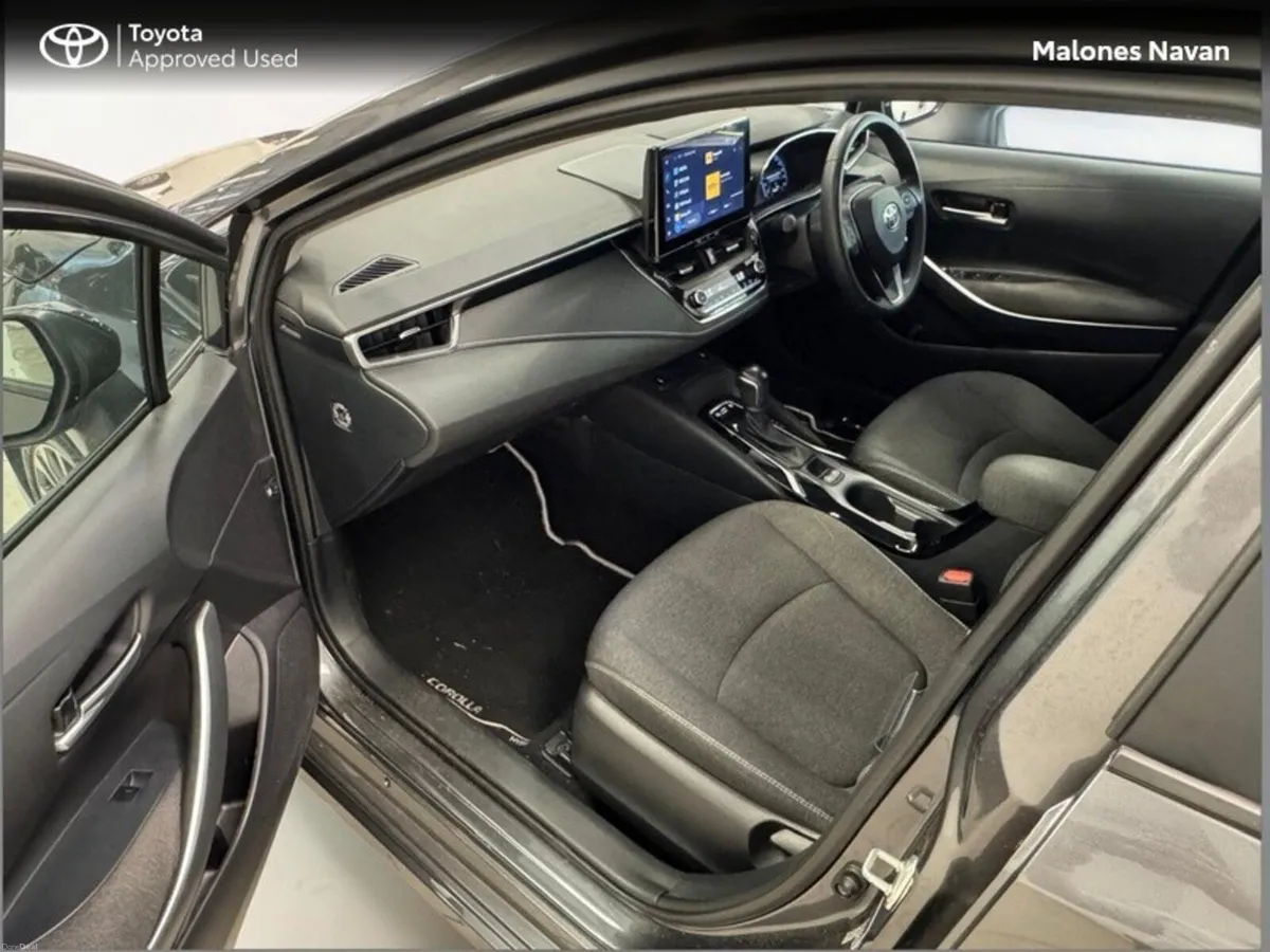 Toyota Corolla COROLLA LUNA SPORT SALOON - Image 6
