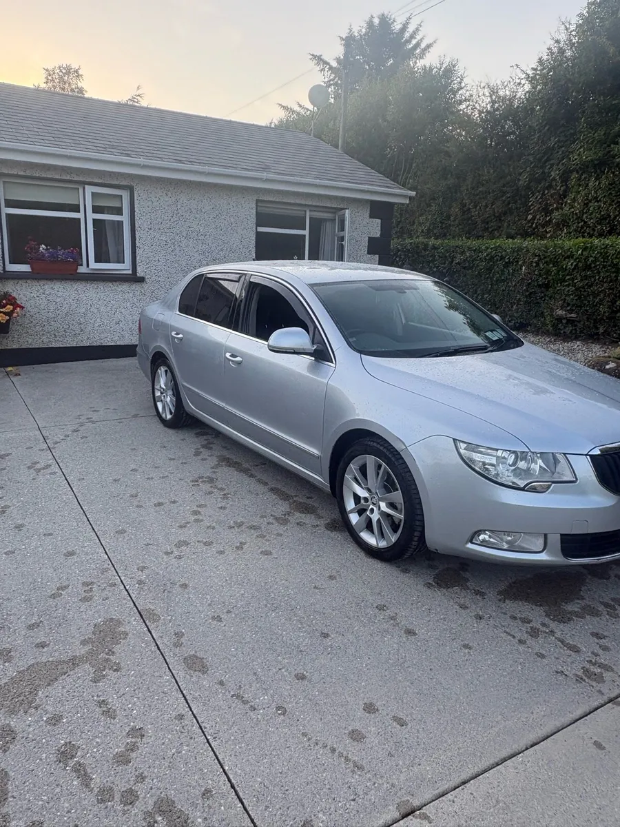 Skoda superb - Image 3