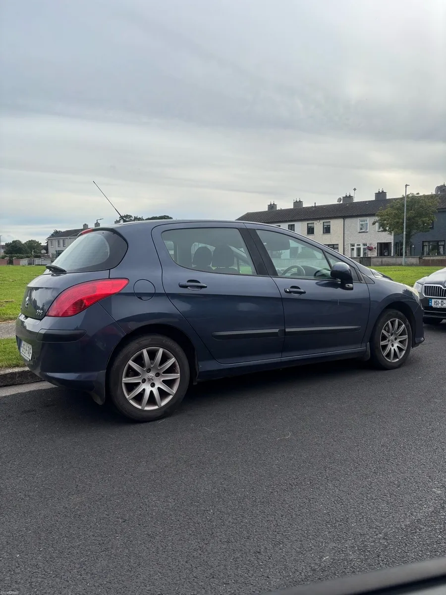Peugot 308 - Image 2