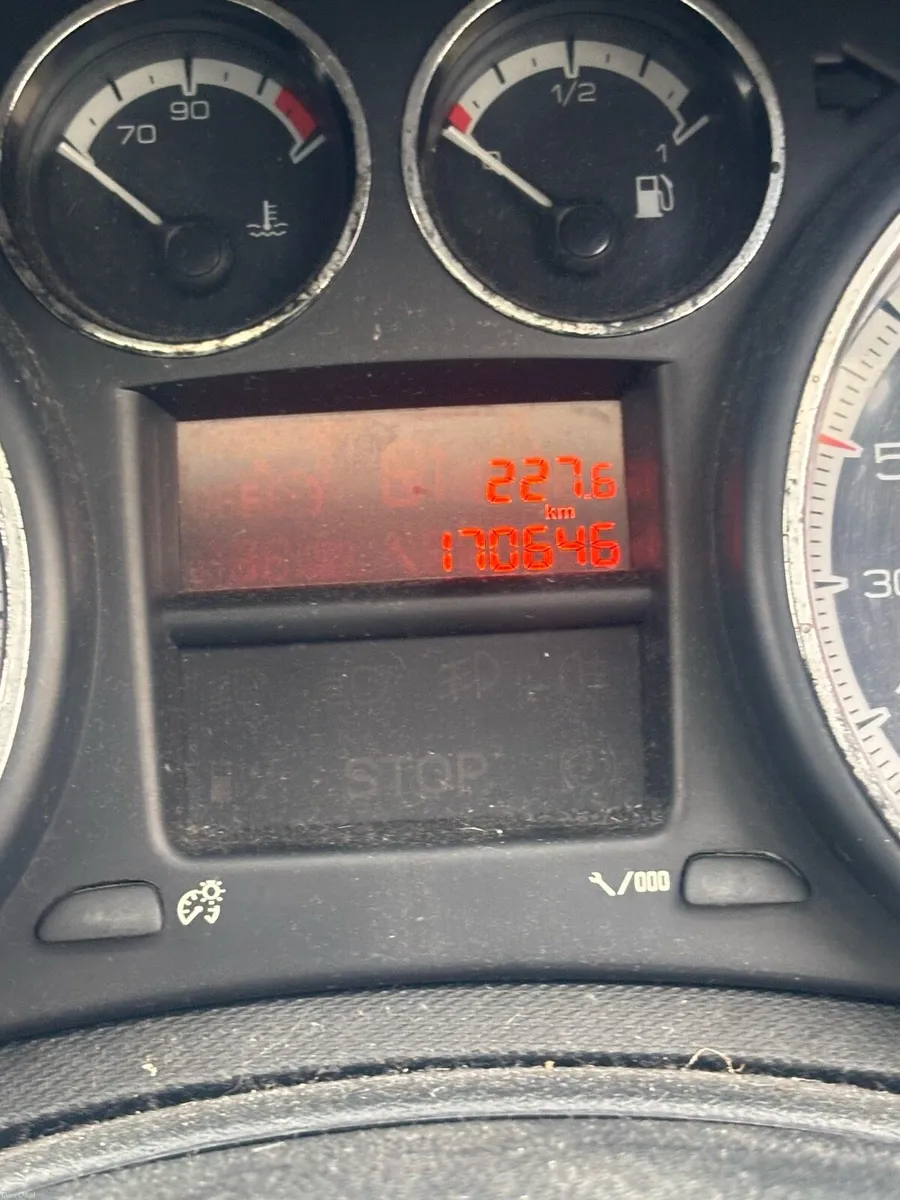 Peugot 308 - Image 4